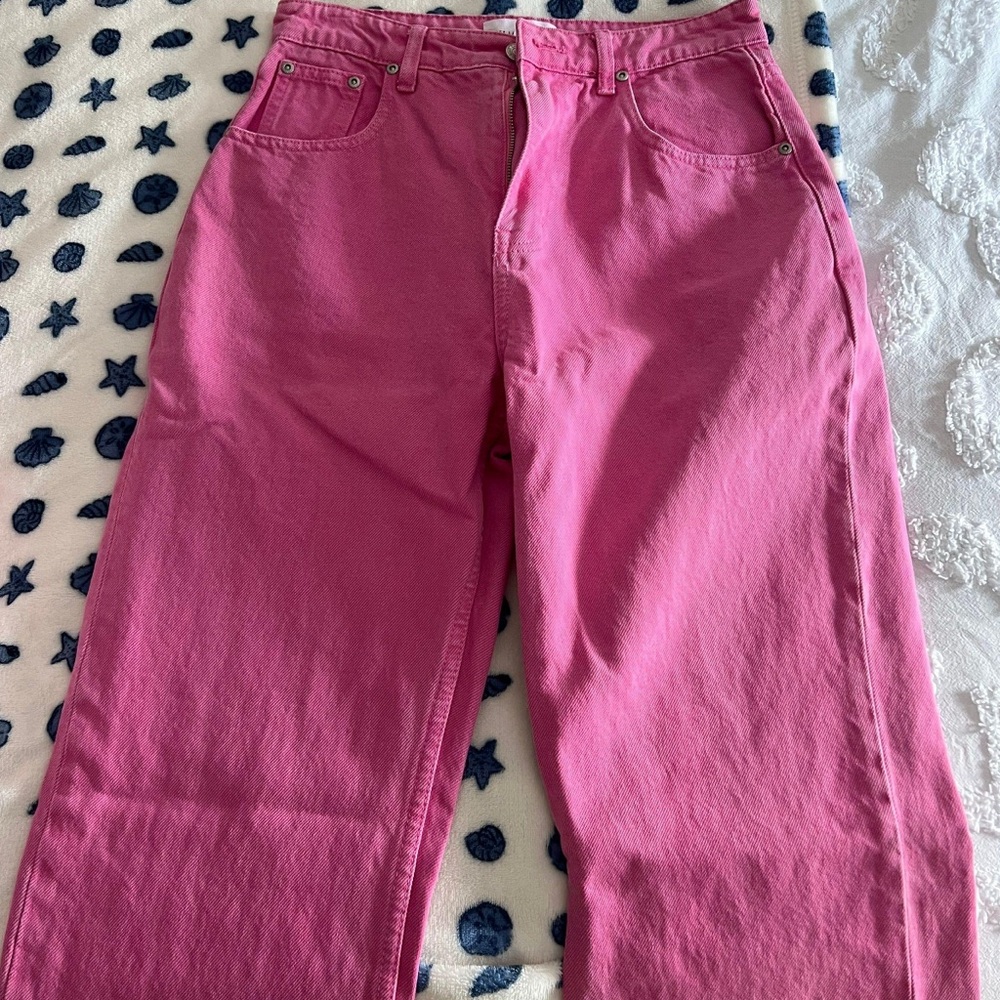 pink jeans